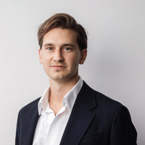 Dr Harrison Bennett